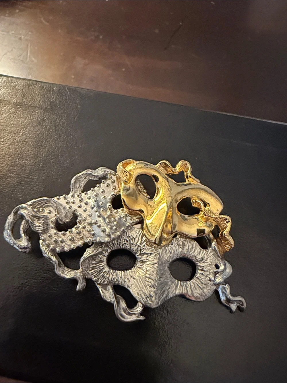 Vintage 1997 M. Milleur Signed Mardi Gras Mask Brooch Pin Pewter